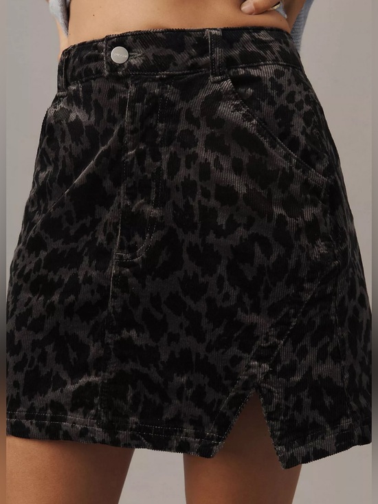 Pilcro Dresses & Skirts - Pilcro Anthropologie Corduroy Animal Print Mini Skirt Black & Gray Size 16 NWT